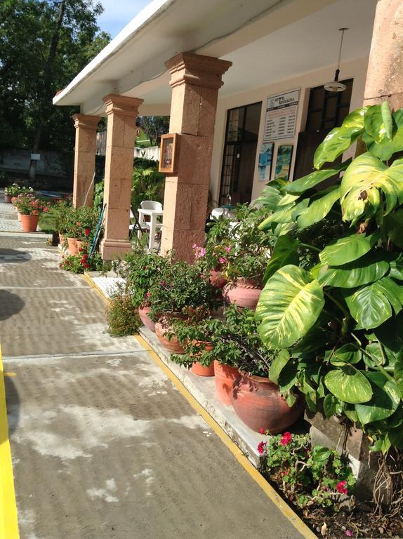 Hotel Tecozautla Exterior photo